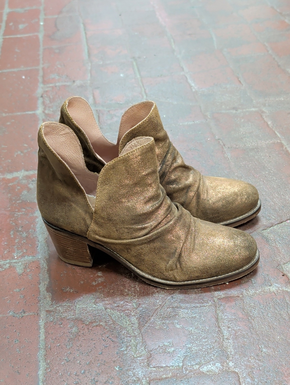 Sundance Brown Bronze Ankle Boots S1-014